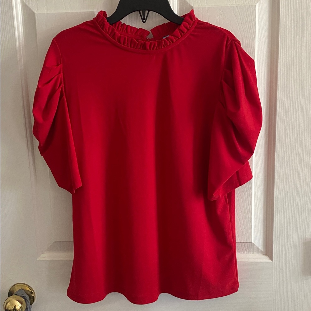 CeCe Vibrant Red Top MED